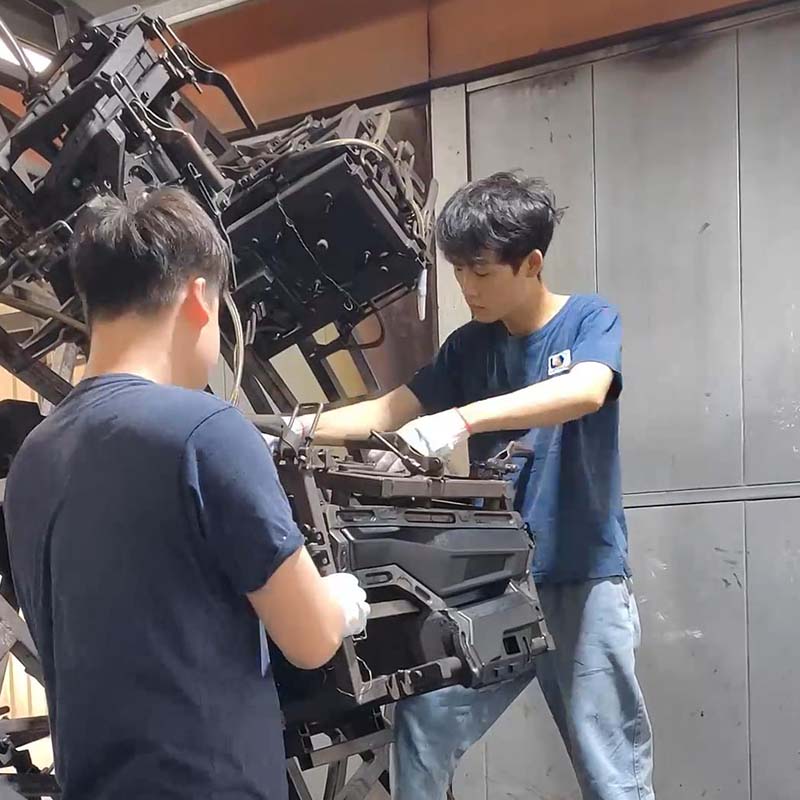 Rotomolding vs Injection Molding Cost Comparison | Light Venus