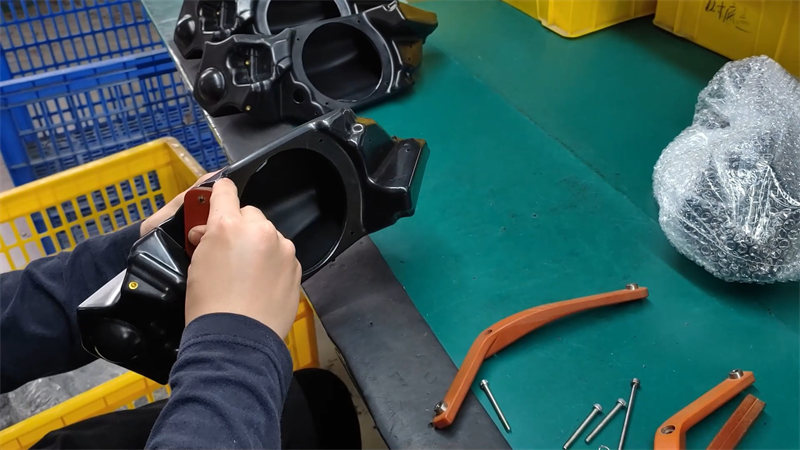 Custom Rotational Molding | Rotomolded Products | Light Venus