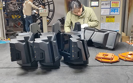Why Pros Use Rotomolding Process for Molding Plastic Speaker Enclosures