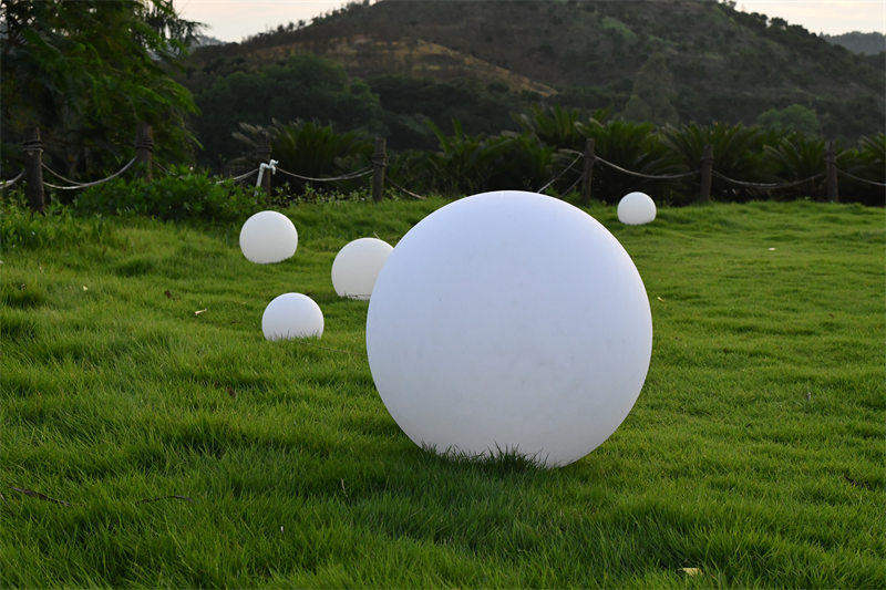 Rotomolding | Plastic Lampshade | White Lampshade | Light Venus
